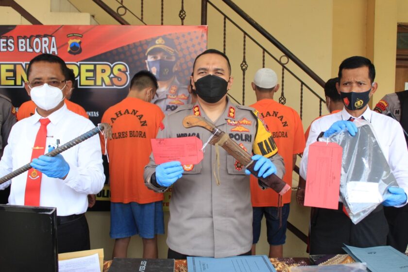 Beraksi Di 5 TKP Berbeda, 3 Orang Pelaku Curat Akhirnya Di Bekuk Satreskrim Polres Blora