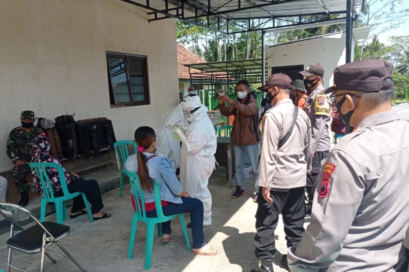 Nekat Mudik, 18 Warga Temanggung dijemput Petugas Dan Jalani Swab Antigen