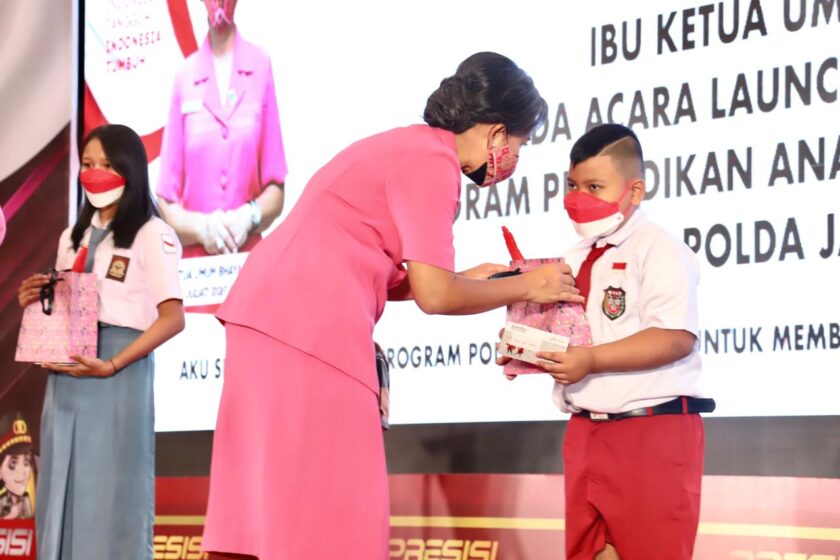 Ketua Umum Bhayangkari Apresiasi Program Polda Jateng Peduli Aku Sedulurmu