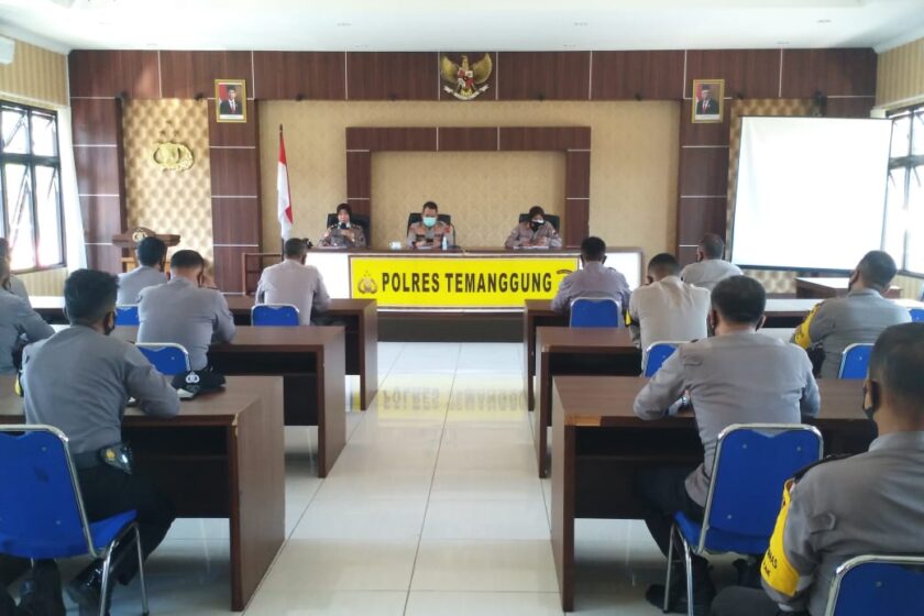 Putus Penyebaran Covid-19, Kapolres Temanggung Berikan Arahan Kepada Bhabinkamtibmas