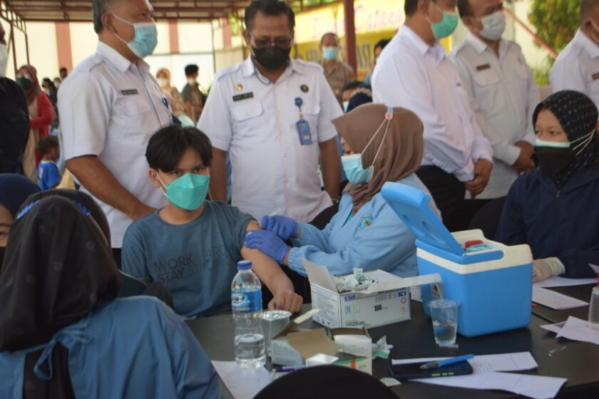 Vaksinasi di Polres Temanggung Terapkan Protokol Kesehatan Ketat