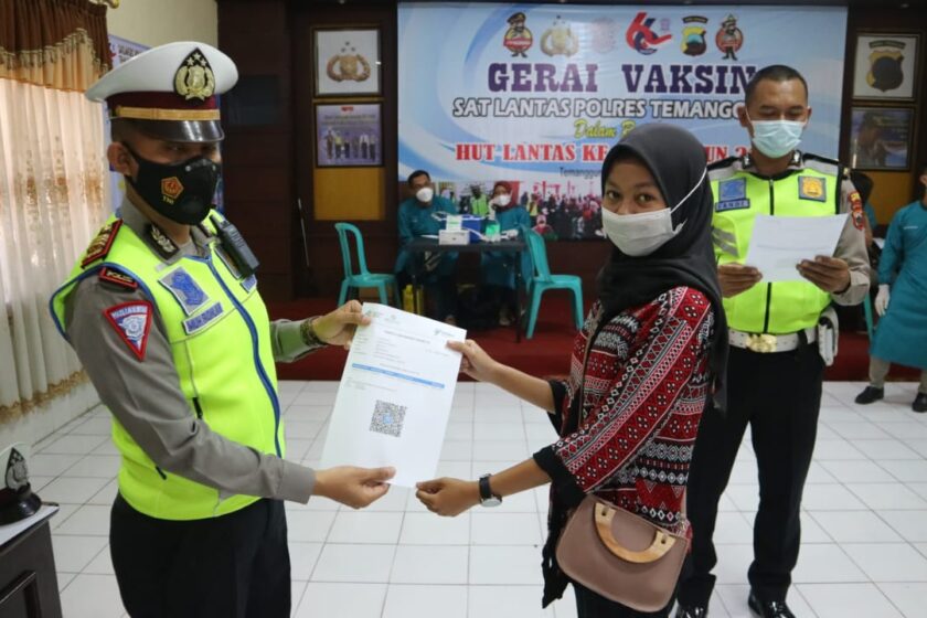 HUT Lalu Lintas ke-66, Satlantas Polres Temanggung Gelar Bakti Kesehatan