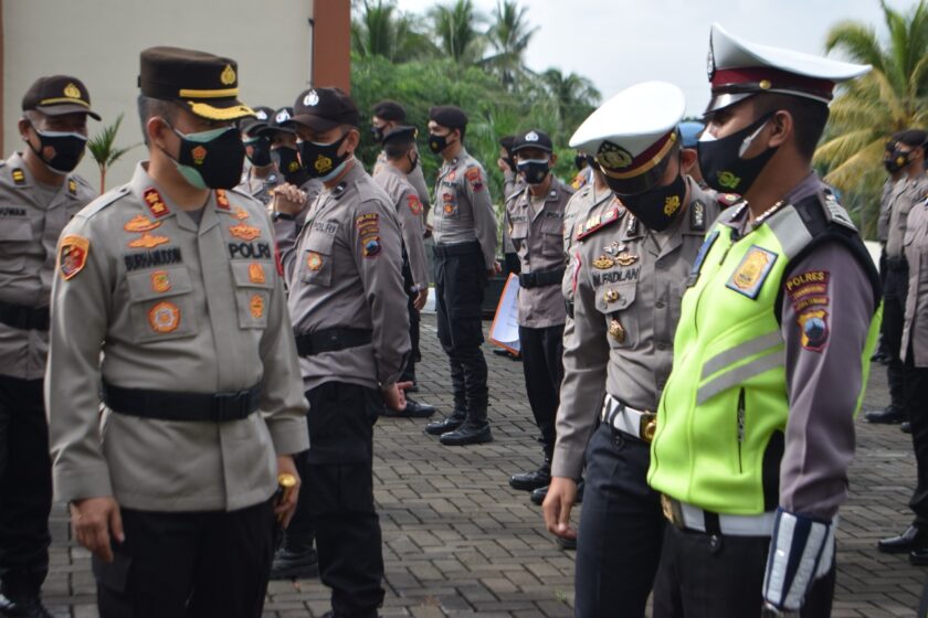 Cegah Pelanggaran Disiplin Polri, Kapolres Temanggung Cek Sikap Tampang Personel