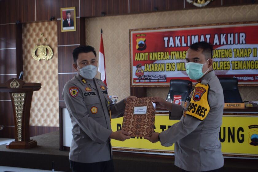 Polres Jajaran Ekswil Kedu Hadiri Taklimat Akhir Audit Kinerja Tahap II T.A. 2021 Itwasda Polda Jateng di Polres Temanggung