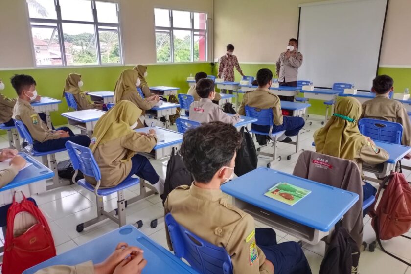 Cegah Paham Radikalisme, Satbinmas Polres Temanggung Lakukan Binluh di Lingkungan Pelajar