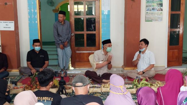 Kembali Temui Warga Wadas, Gubernur Jateng Ganjar Pranowo Disambut Hangat