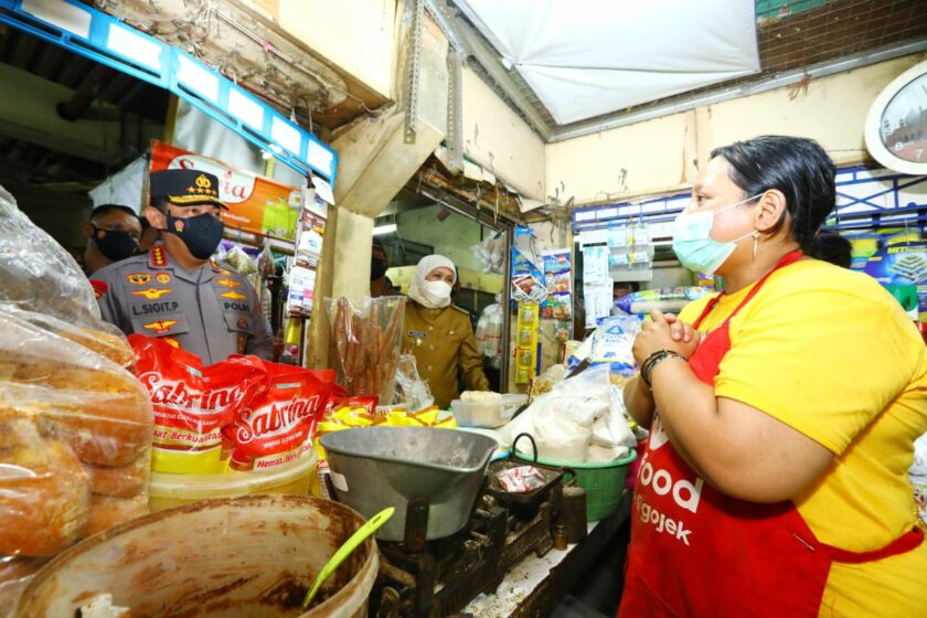 Tak Mau Warga Kesulitan, Kapolri: Jangan Lagi Terjadi Kelangkaan Minyak Goreng Curah