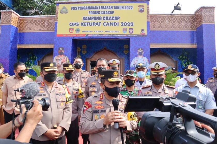 Kunjungi Cilacap, Kapolda Minta Persone All Out Amankan Mudik di Jalur Selatan