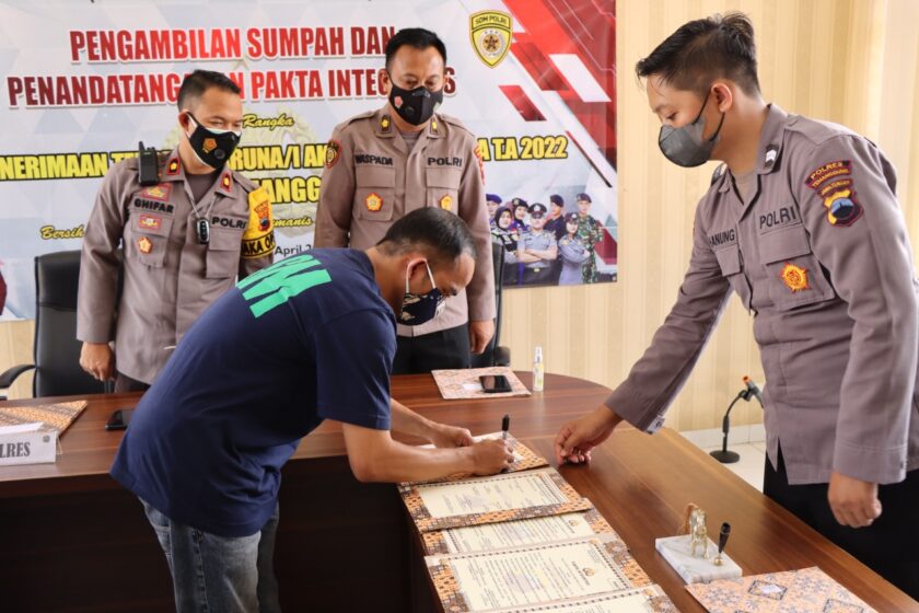 Penerimaan Anggota Polri, Polres Temanggung Gelar Penandatanganan Pakta Integritas