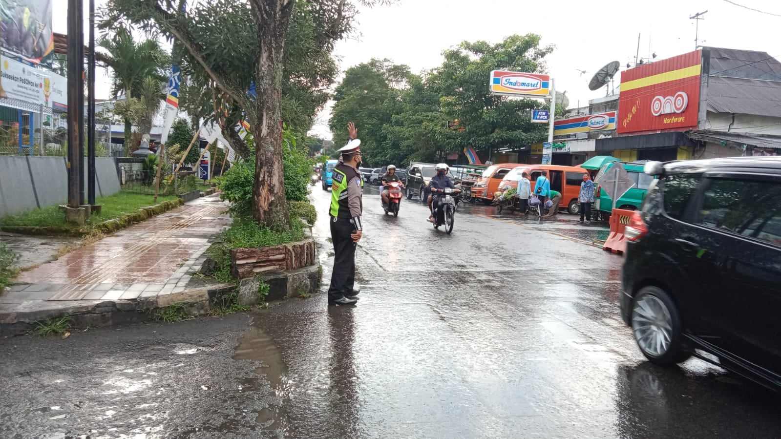 Wujud Pelayanan Prima, Polres Temanggung Sebar Personel Untuk PH Pagi