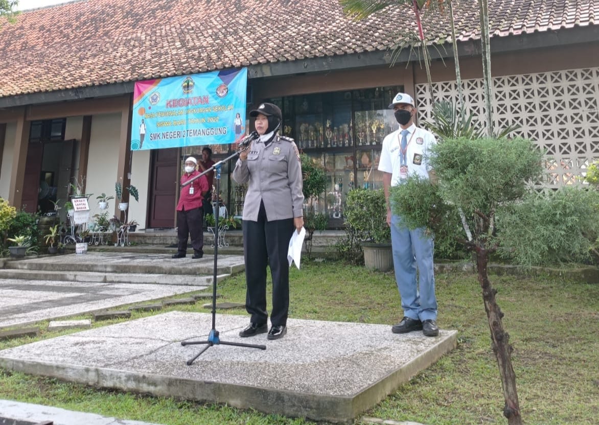 Cegah Kenakalan Remaja, Polsek Temanggung Kota Blusukan di SMA N 2 Temanggung