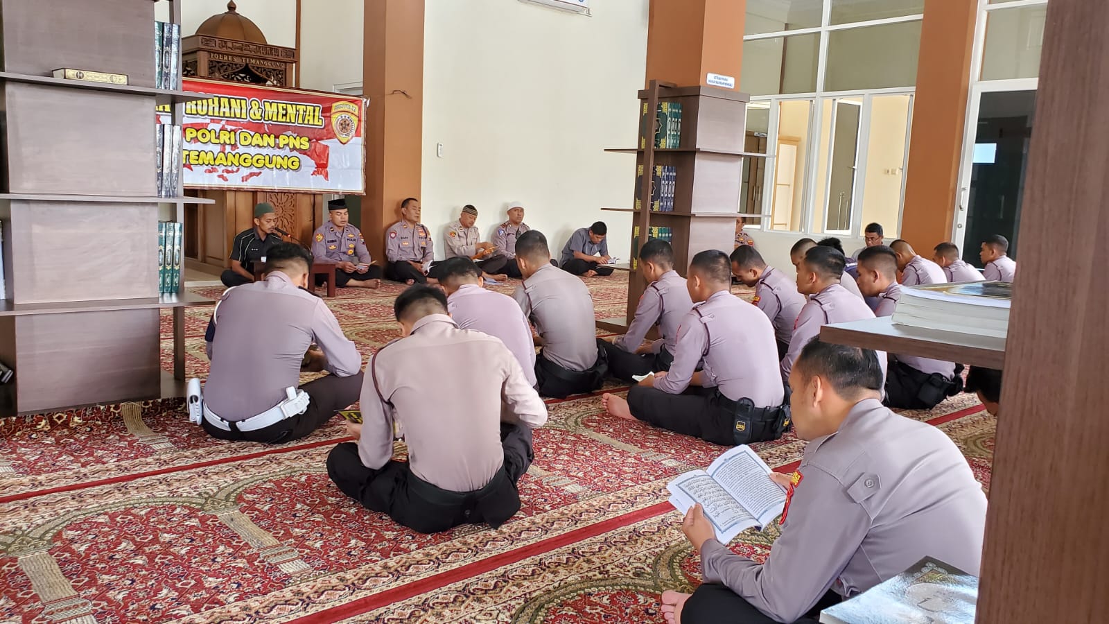 Giat Binrohtal Polres Temanggung Sebagai Upaya Untuk Meningkatkan Ketaqwaan dan Keimanan