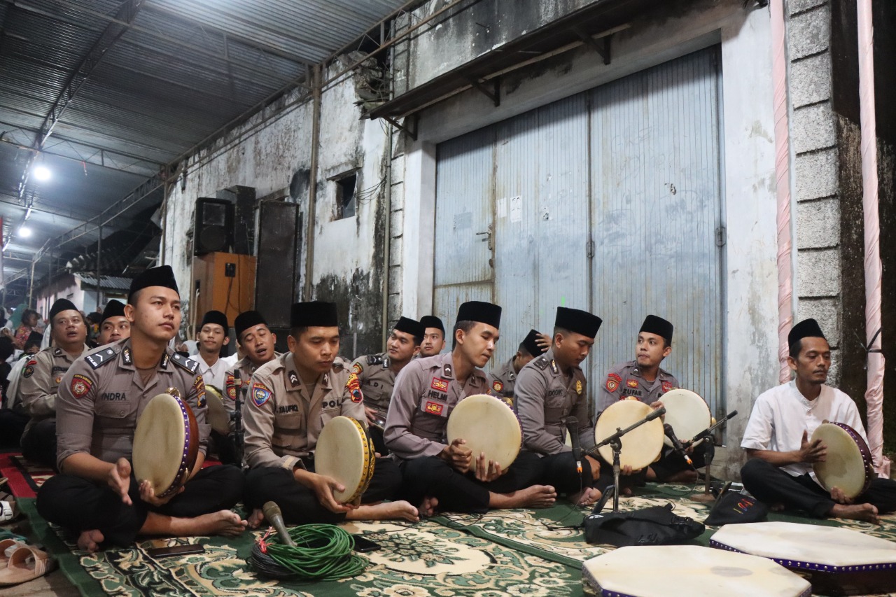 Polres Temanggung Sosialisasikan Himbauan Kamtibmas Melalui Sholawat