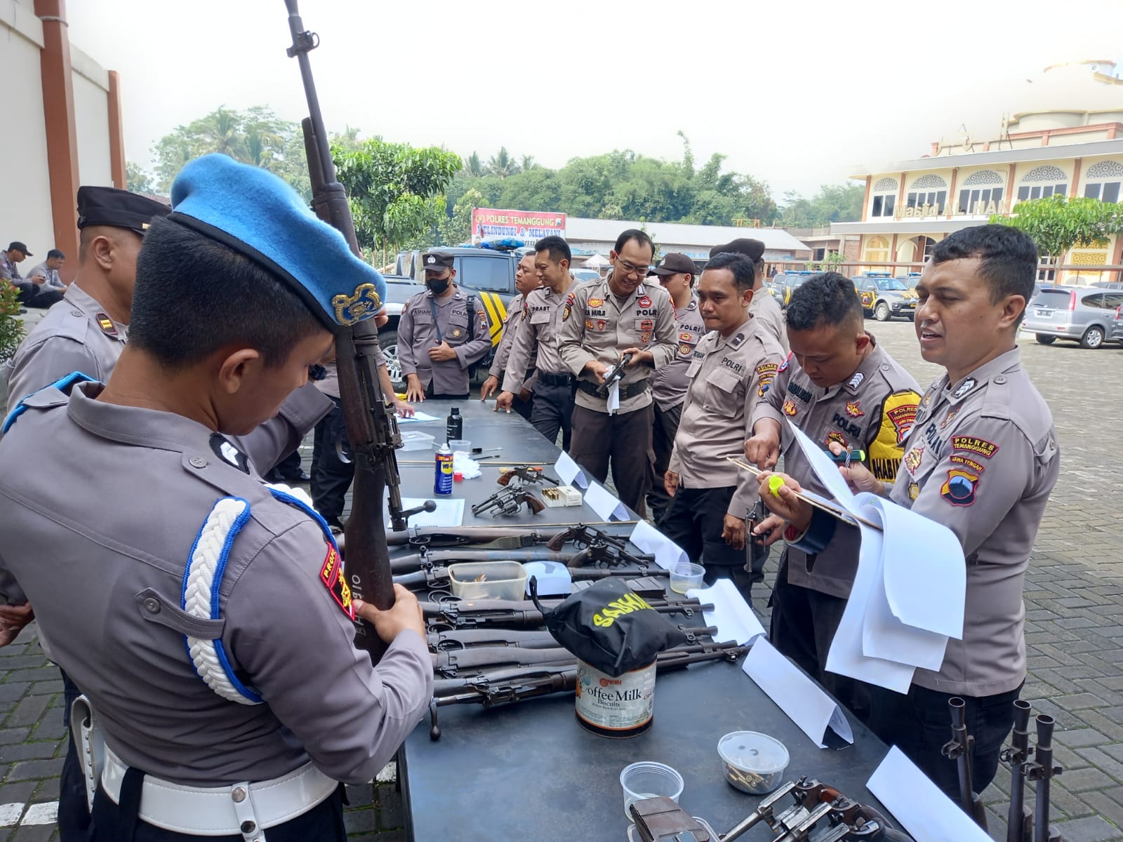 Polres Temanggung Cek Kelayakan Senpi Dinas Polsek Jajaran