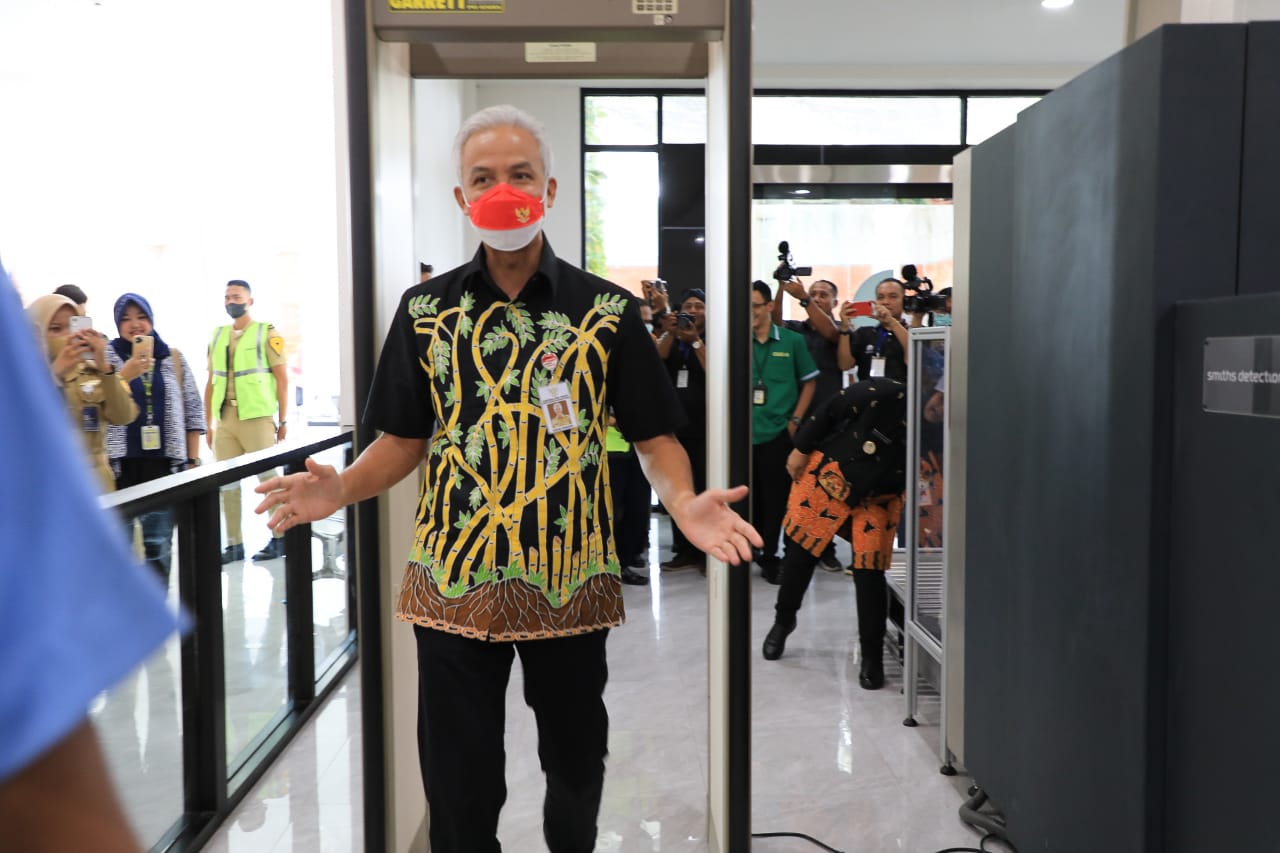 Jumat Berkah, Ganjar Sambut Kedatangan Penerbangan Perdana Citilink di Ngloram Blora