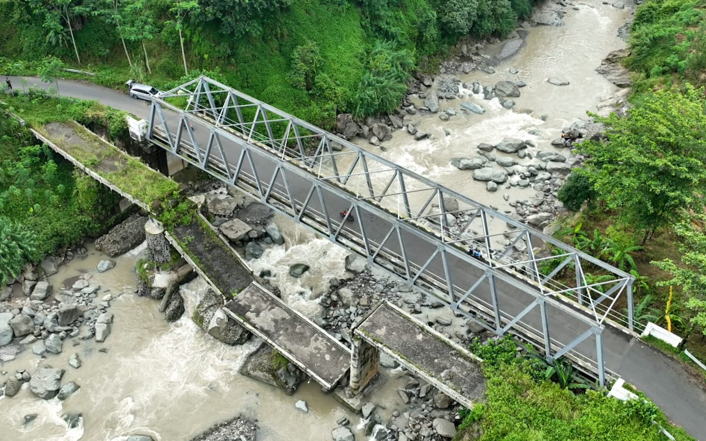 Berkat Ganjar, Jembatan Kali Keruh Kini Kokoh dan Cantik Kembali