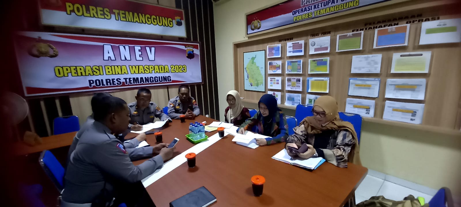 Program Jumat Curhat, Polres Temanggung Bertemu dengan Panitia Harlah Muslimat NU ke 77 Kabupaten Temanggung