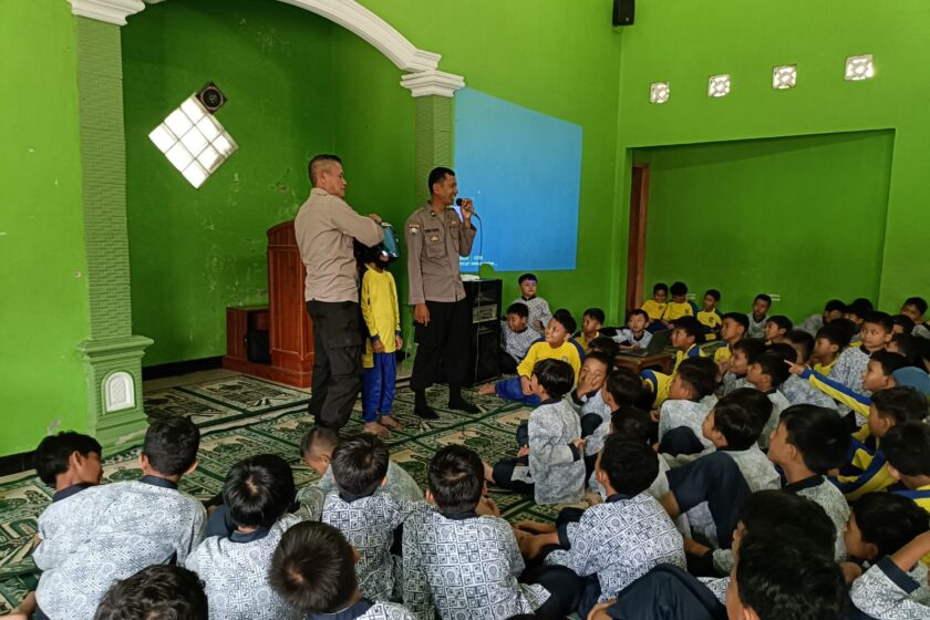 Antisipasi Bulyying dan Kenakalan Remaja, Satbinmas Polres Temanggung Laksanakan Pembinaan Siswa SD