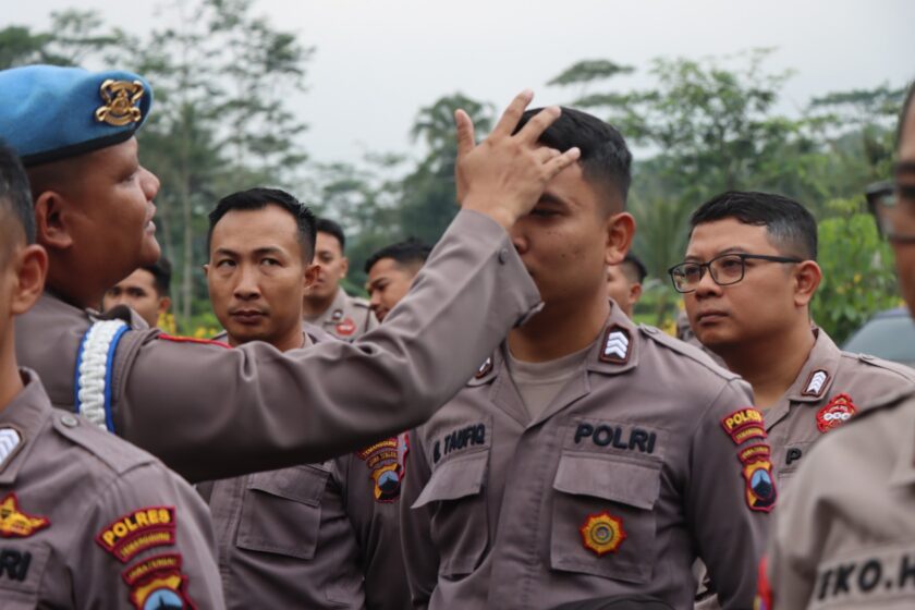 Cegah Pelanggaran Anggota, Bid Propam Polda Jateng Lakukan Gaktiblin Dan Tes Urin Anggota Polres Temanggung