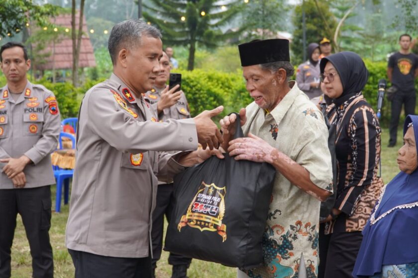 Dukung Tempat Wisata, Serdik Sespimma Angkatan 71 Gelar Bakti Sosial Di Embung Kledung