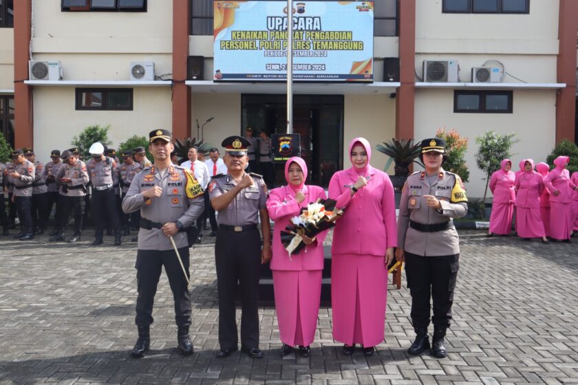 Dinas Tanpa Cacat, Polres Temanggung Gelar Upacara Kenaikan Pangkat Pengabdian Kanit Propam Polsek Tembarak