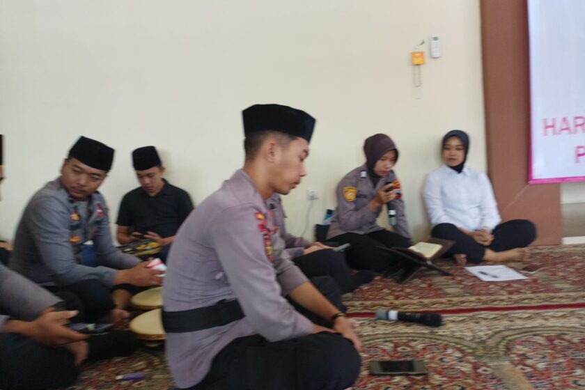 Bangun Jiwa Yang Sehat Polres Temanggung Gelar Pembinaan Rohani dan Mental (BINROHTAL) Secara Rutin