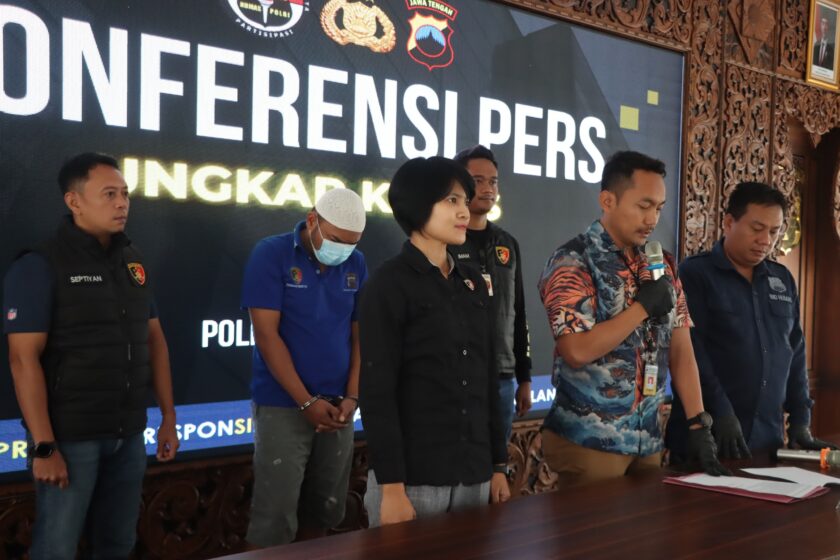 Polisi Amankan Pelaku Penggelapan Saat Sedang Makan Mie Ayam Dengan Pacarnya