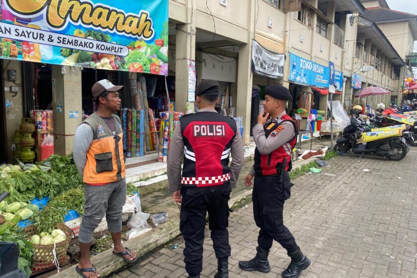 Ops Aman Candi-2025 : Polres Temanggung Gencarkan Patroli Anti-Premanisme di Pasar Adiwinangun Ngadirejo
